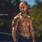 Há um calendário com agricultores sexy que vai querer ter