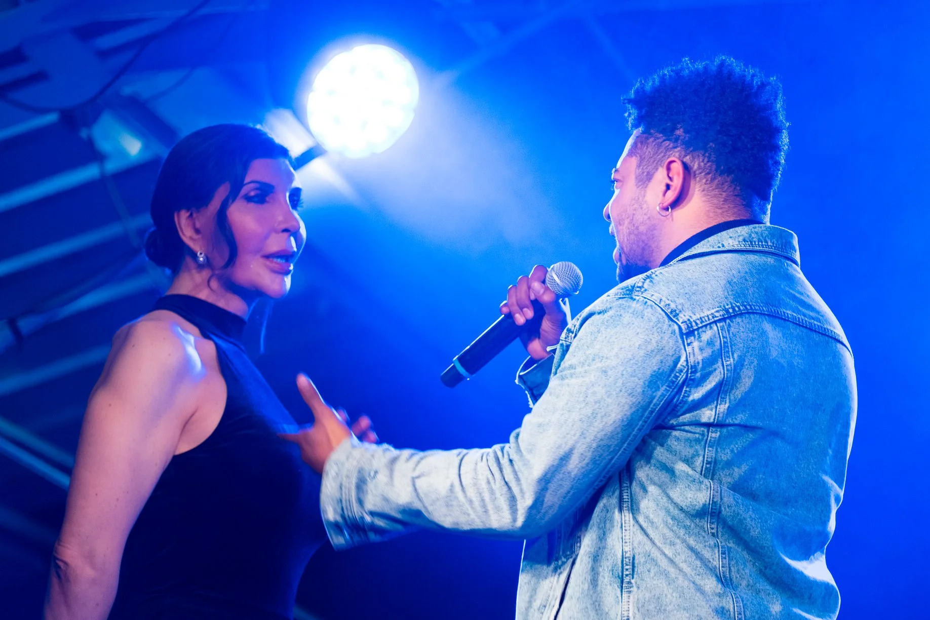Kiki Pais de Sousa com malaba prémios arco iris 2018